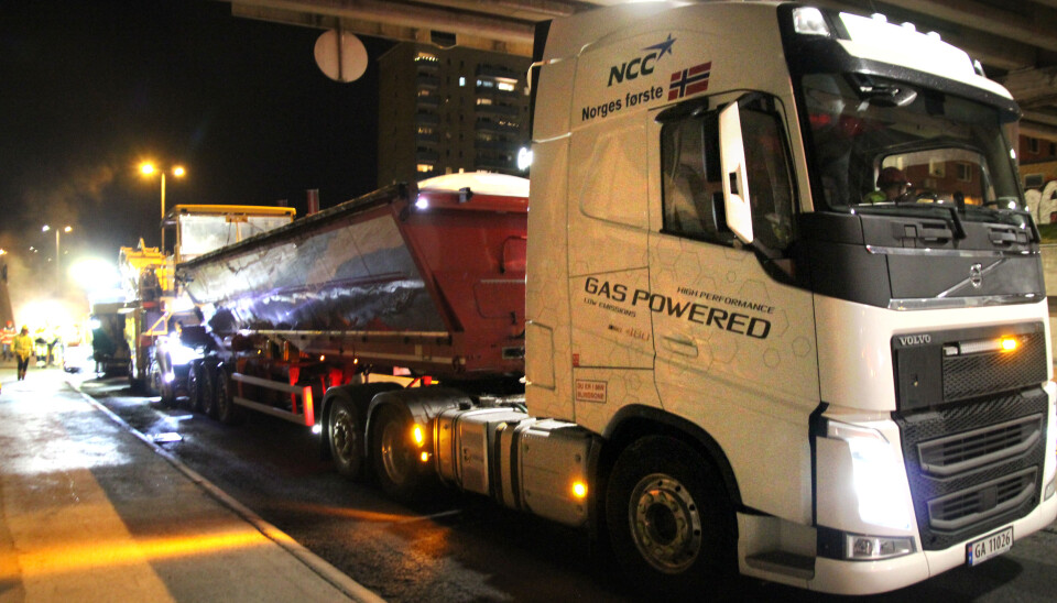 Dette er ifølge NCC Norges første biogass-lastebil i asfalttransport.