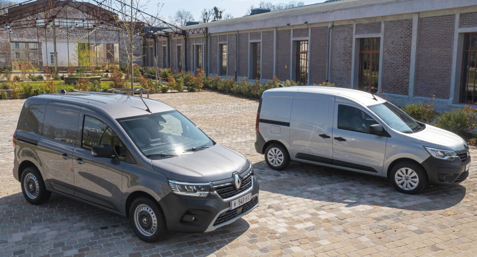 NYHETER: Nye Renault Express Van (t.v.) og nye Renault Kangoo er vist frem. Førstnevnte er allerede på plass i Norge.
