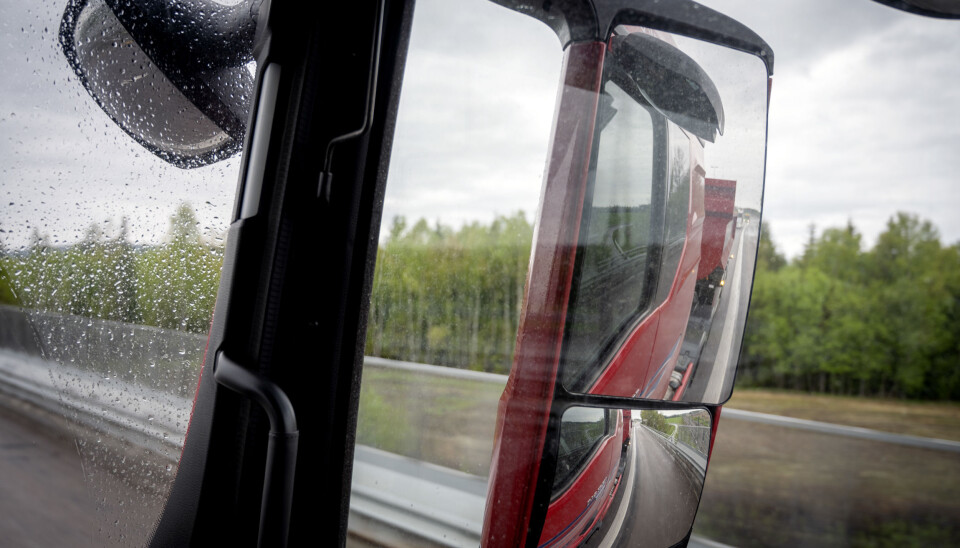 SIKT: Mer plass mellom hytte og speilhus gir mindre blindsoner.