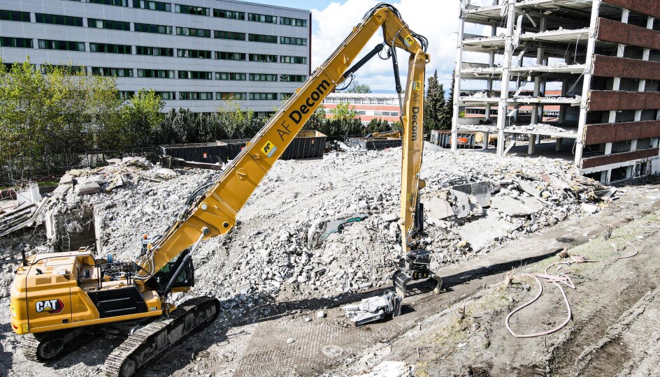 NY MASKIN: