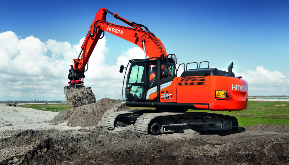 Nye Hitachi ZX210-7 er nå klar for Norge.
