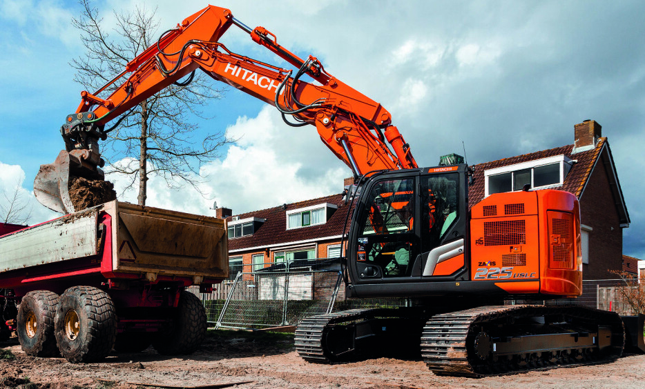 Nye Hitachi ZX225US-7 er klar for Norge.