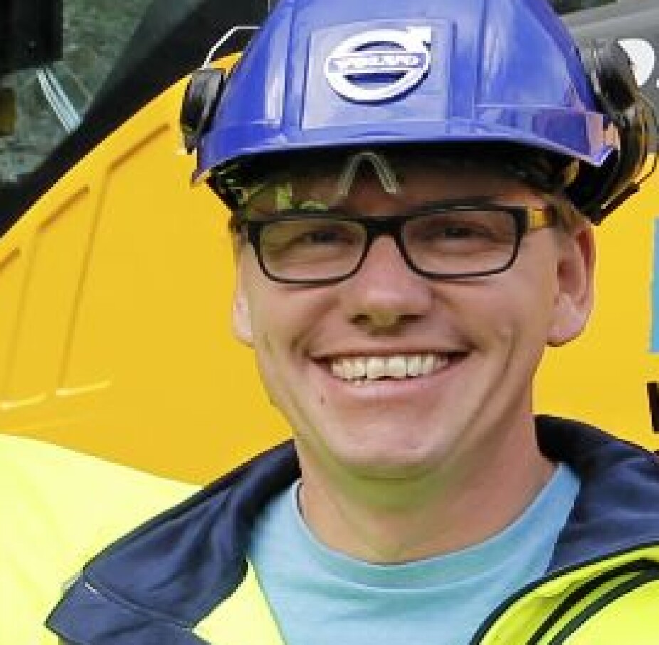 GLEDER SEG: Produktsjef Frode Andersen i Volvo Maskin, ser frem til å få batterigraveren klar..