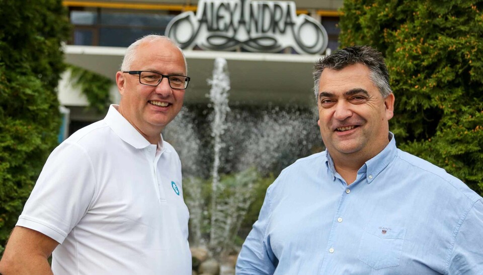 Paul Olaf Baraas i MEF region vest og Øyvind Bergset i MEF region midt ønsker velkommen til Loendagene i Loen i Stryn kommune på Vestlandet.