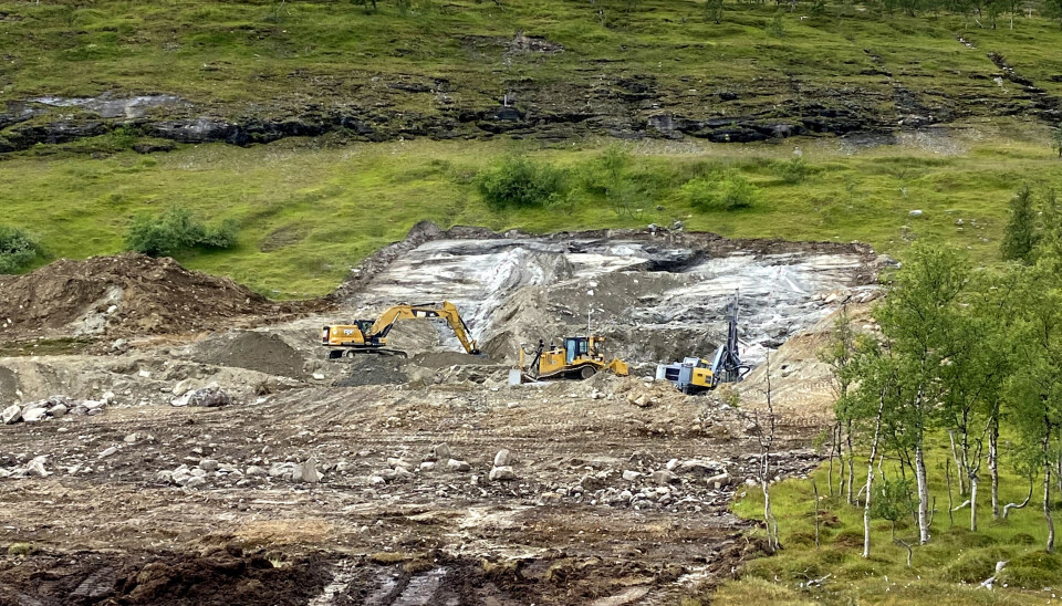 Her jobbes det med tunnelinnslaget til en av tunnelene.