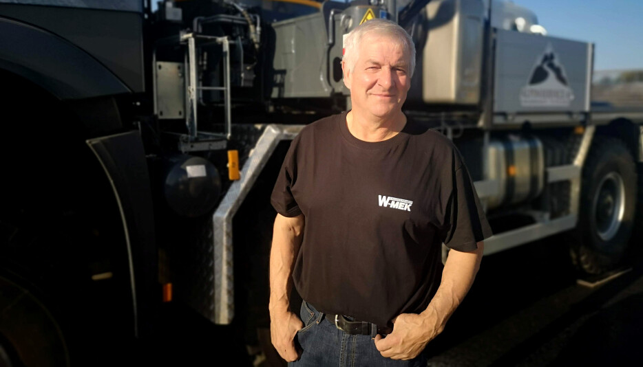 Kåre Jensen, eier og daglig leder i påbyggerbedriften W-MEK på Espa, er fornøyd med at prisene på utstillerplasser på Transportmessa er lagt på et nivå som gjør at de mindre bedriftene også kan være med og vise sine produkter.