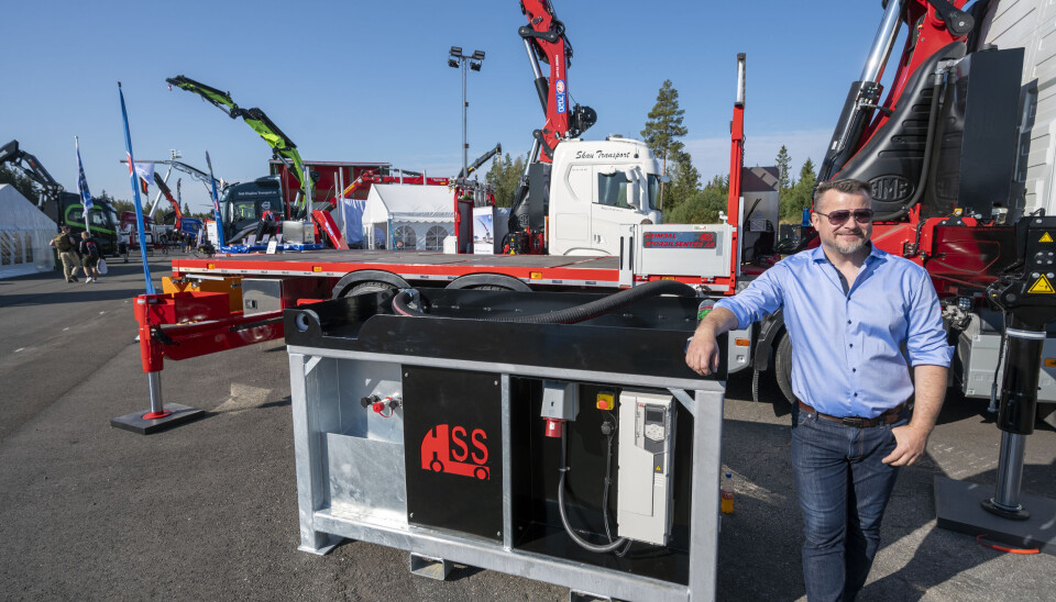 Transportmessa 2021 p Gardermoen.HMF med ny enhet som gjr at alle kranene kan kjres elektrisk. Robert Johansen - daglig leder HMF Norge.