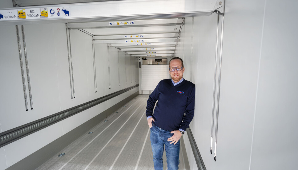 DETALJER: Det er mange små forbedringer på de nye V7-skapene som Gøran Smedstuen og Schmitz Cargobull kan tilby.