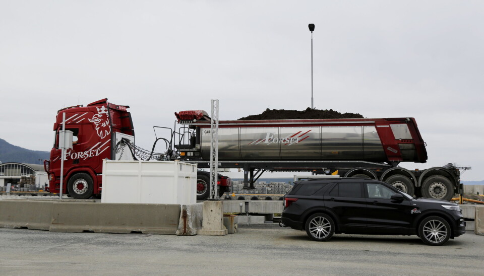 VEKT: Vekt-stasjonen er en del av infrastrukturen som måtte bygges til etablering av bulkterminal. Foto: Klaus Eriksen