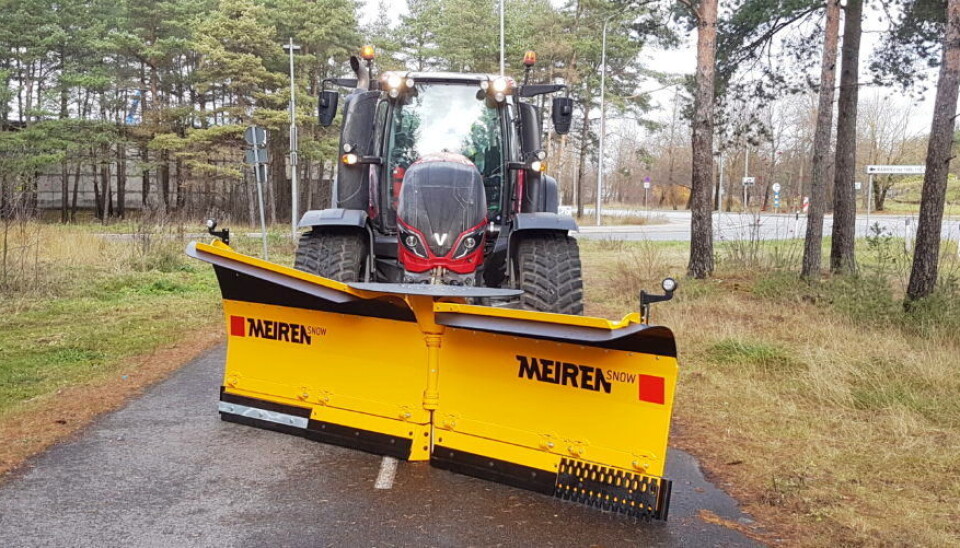 BREDDER: Meirens V-plog kan leveres med arbeidsbredder fra 2,8-4 m og har fått nytt design. Foto: Silva System