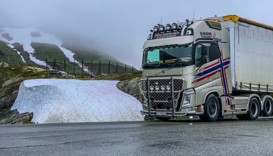Bjørn Ulberg Transport As, Nedre Eggedal søker sjåfør