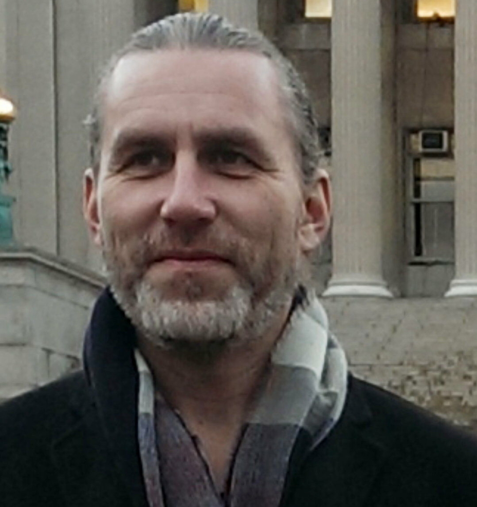 GRÜNDER: Johan Kristian Rud, bonde, agronom og maskinbygger, er gründer bak Heatweed. Foto: Heatweed