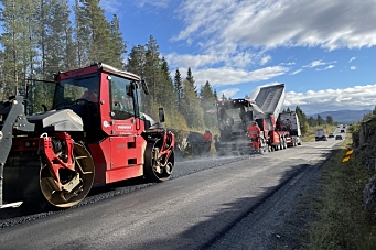 Olje byttes ut med plantebasert materiale i asfalten på E14 i Meråker