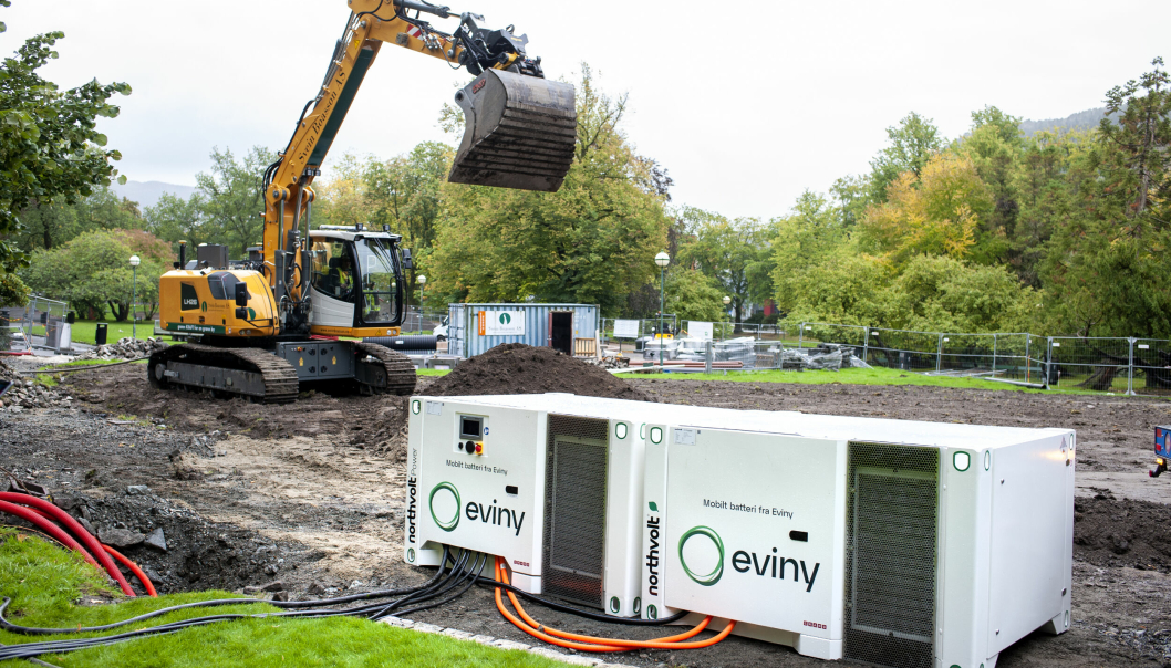 Den første testen ble nylig gjennomført med en kablet elektrisk gravemaskin i Nygårdsparken i Bergen. Fremover vil BKK teste det nye batterisystemet hos kunder med ulike behov.