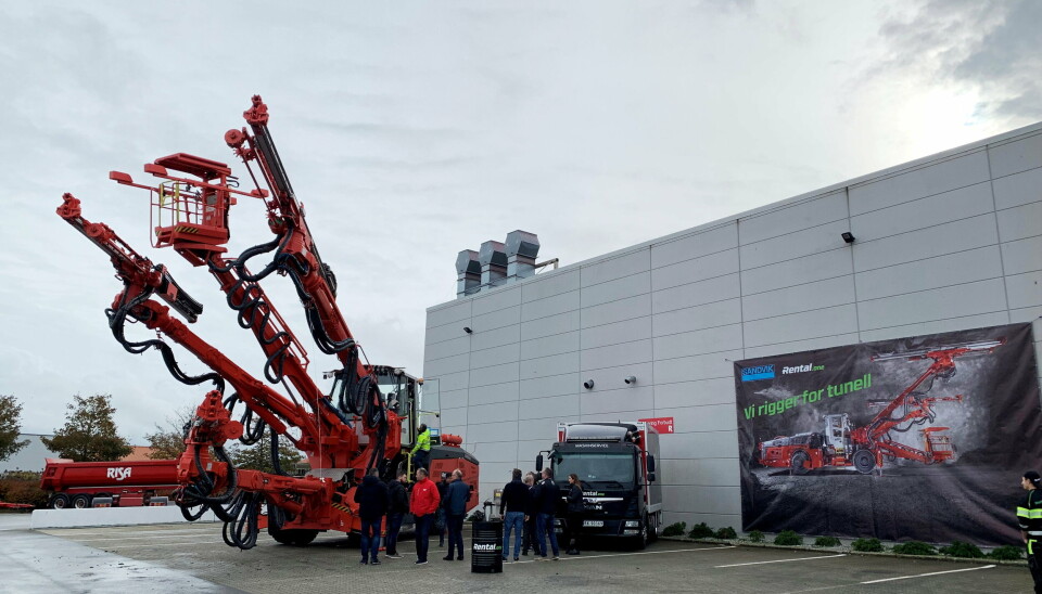 SATSER: Rental.one AS går inn i et nytt segment med utleieutstyr, tunnelrigger. Satsningen skjer i samarbeid med Sandvik, og startskuddet ble markert slik på Nærbø fredag 1. oktober med Anlegg&Transport på plass. Foto: Klaus Eriksen