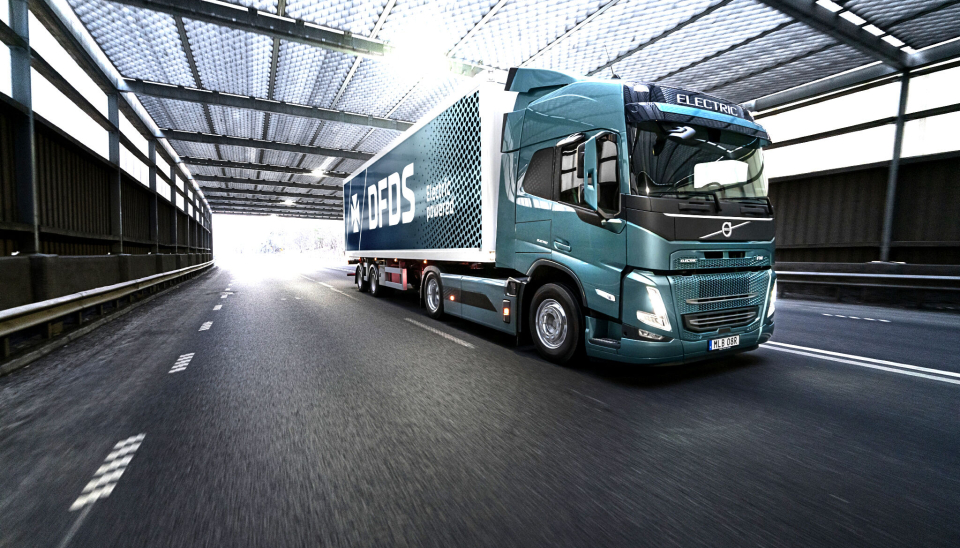 DFDS har mottatt en Volvo FM Electric som kjøres i Göteborg-området. Den får selskap av 99 til av samme slag.
