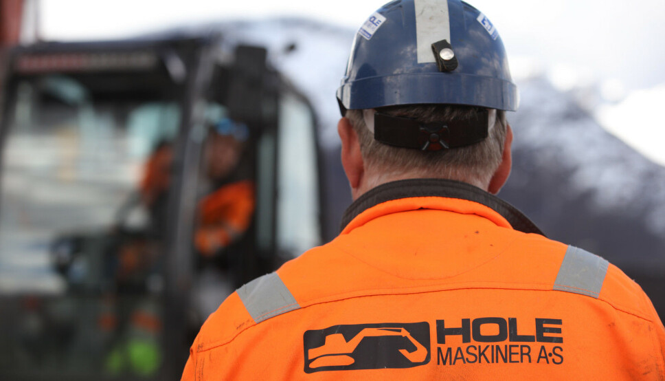 Hole Maskiner AS søker lastebilsjåfør/anleggsarbeidar