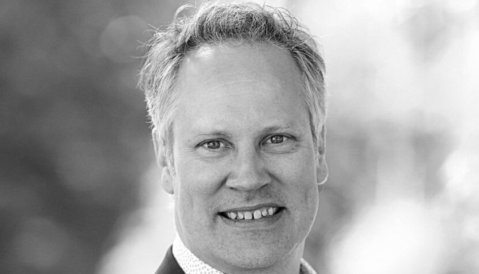 Den ferske samferdselsministeren, Jon-Ivar Nygård, ivrer for vei-, sjø- og banetransport.