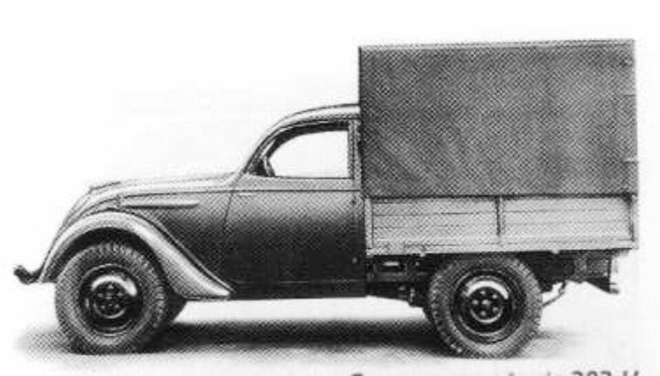 STARTEN: I 1938 ble Peugeot 202 lansert, og blant modellvariantene var det også en pickup.