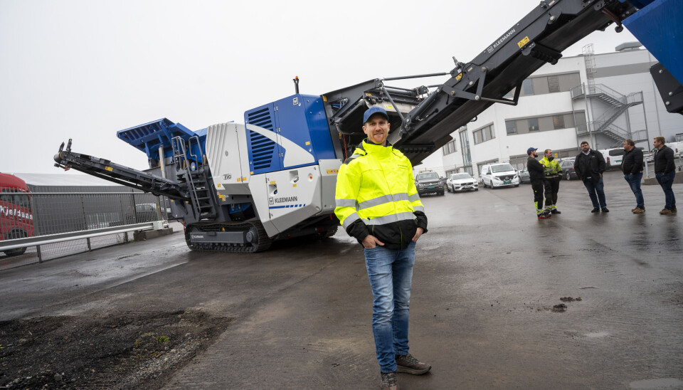 OPPGRADERT: André Håkonsen i Wirtgen har ventet lenge på det nye Mobicat Evo 2 knuseverket fra Kleemann. Det er forbedret og forsterket på alle fronter.