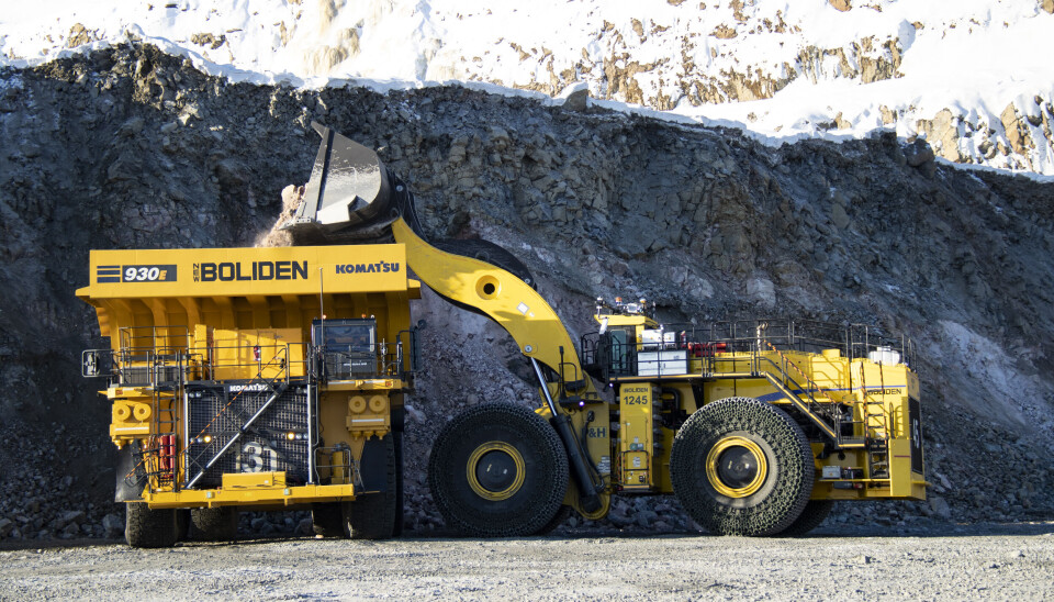 Elleve slike Komatsu 930E-5 skal være selvkjørende i Bolidens kobbergruve i Aitik i Nord-Sverige.