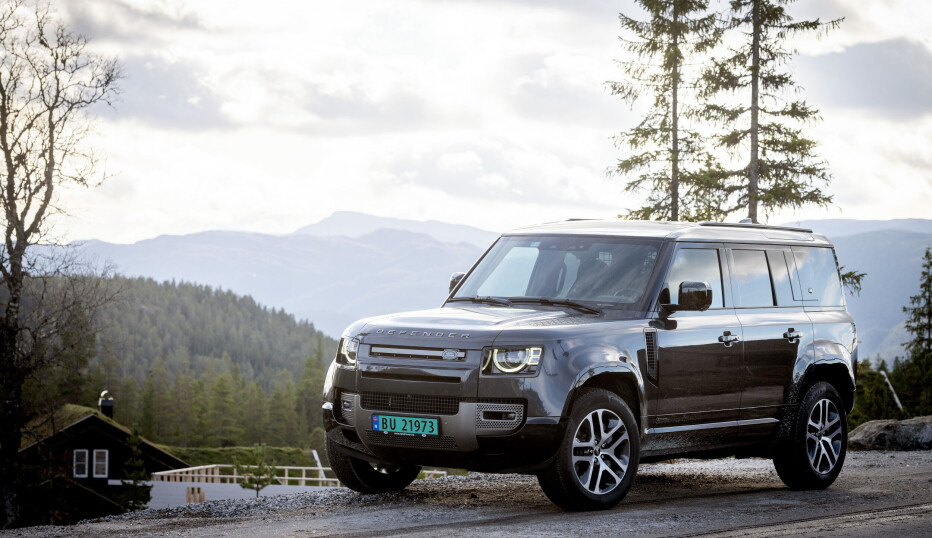 FORVANDLING: Land Rover Defender har gått fra å være en offroader til å bli en luksus-SUV.