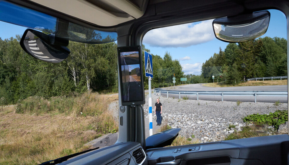 Sidespeilene erstattes av kameraer og skjermer.