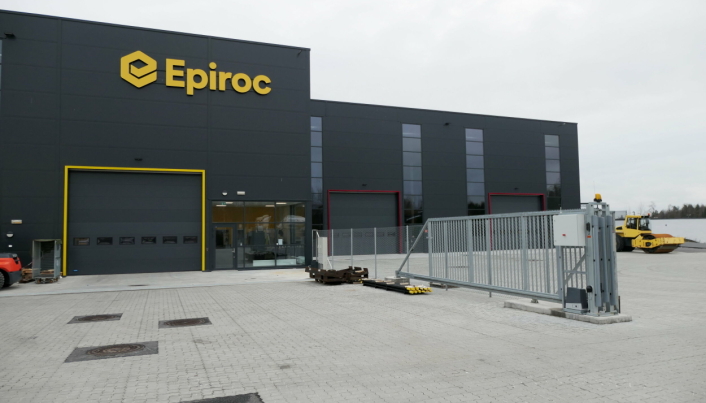 RESERVEBYGG: Ved enden av Epiroc-bygget ses ekstrabygget på 1500 m2 som foreløpig er tomt, men er klar til å romme Epirocs ekspansjon.