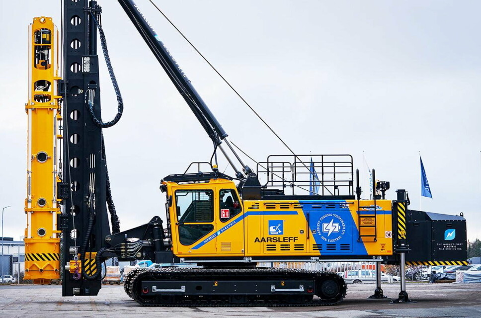 Dette er verdens første batteridrevne pelerigg, hevder produsenten Junttan om riggen PMx2e som nå er i drift hos Aarsleff Ground Engineering AB i Sverige.