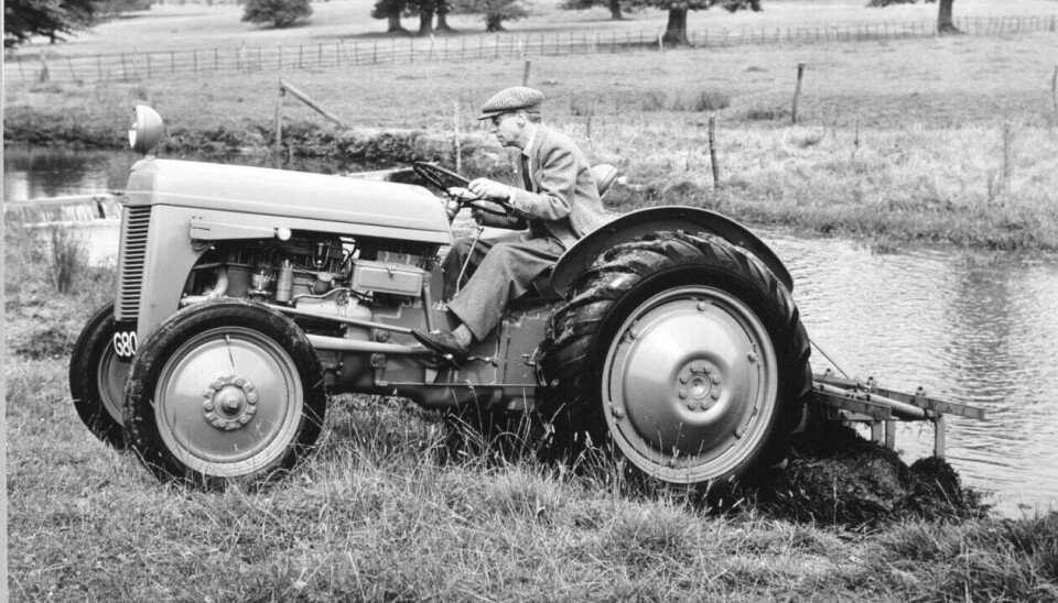 GRÅTASS: Ferguson, den ene halvdelen av Massey Ferguson, kom med sin suksess, TE 20 – også kjent som Gråtass – i 1946.