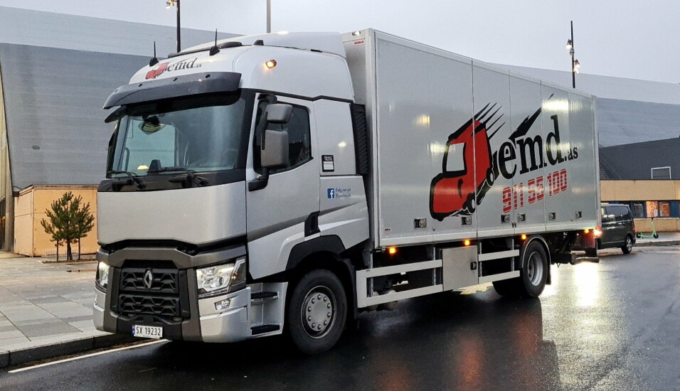TYNGRE: En av selskapets siste anskaffelser, en Renault T380 distribusjonsbil.