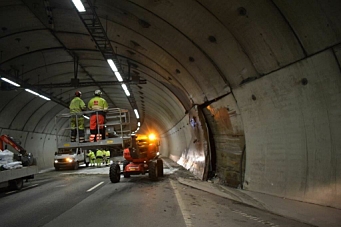 Oslo-tunnel stenges i ti dager på grunn av betongbilvelt