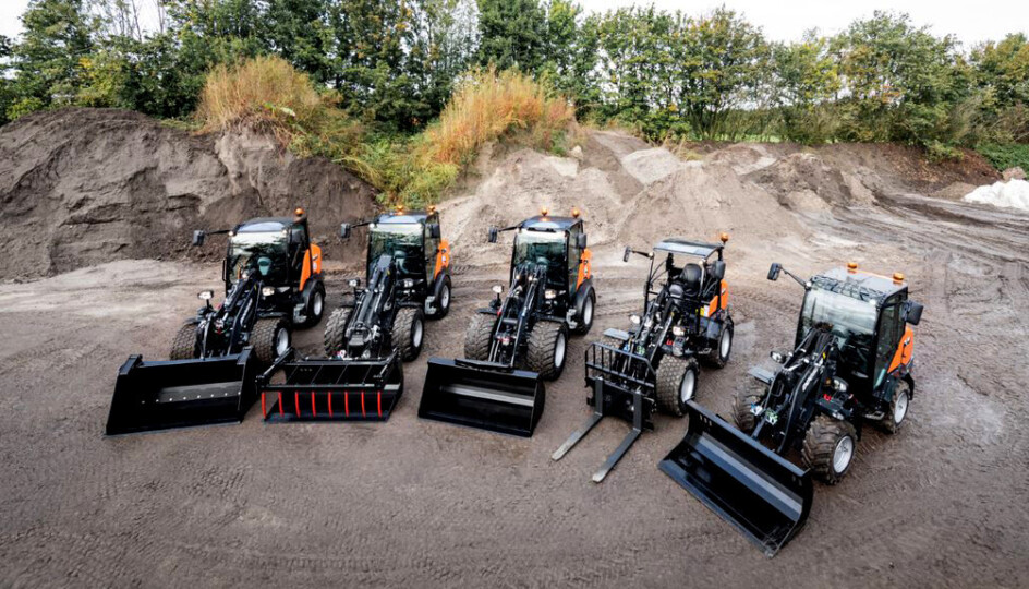 Tobroco-Giant skal produsere kompakte hjullastere for Doosan i Europa. Avtalen gjelder de fem modellene på bildet.