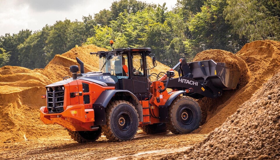Nye Hitachi ZW180-7 hjullaster.