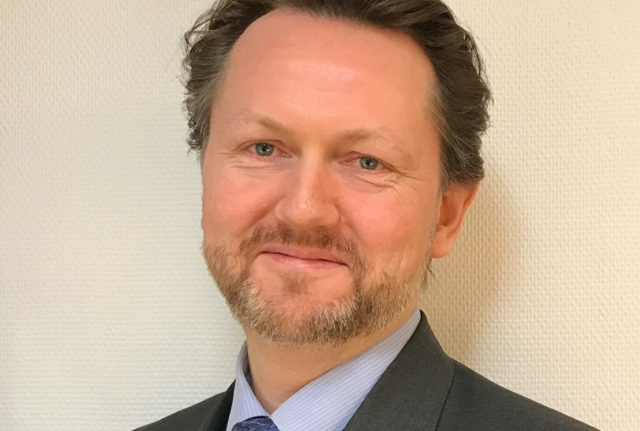 - Vi satser helt bevisst på vår strategi om å utvikle samarbeidet med lokale, regionale og nasjonale leverandører, slik at de kan ta stadig større og mer kompliserte oppdrag på jernbanen, sier direktør for driftsanskaffelser i Bane Nor, Fredrik Kirsebom.