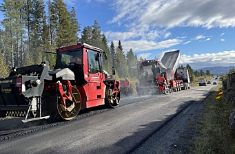 Kravet om klimavennlig asfalt gir resultater for Statens vegvesen
