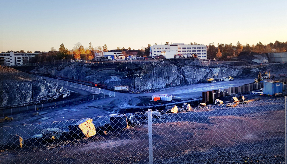 Ifølge Oslo kommunes klimastrategi skal alt bygge- og anleggsarbeid på oppdrag fra kommunen være utslippsfritt i 2025.