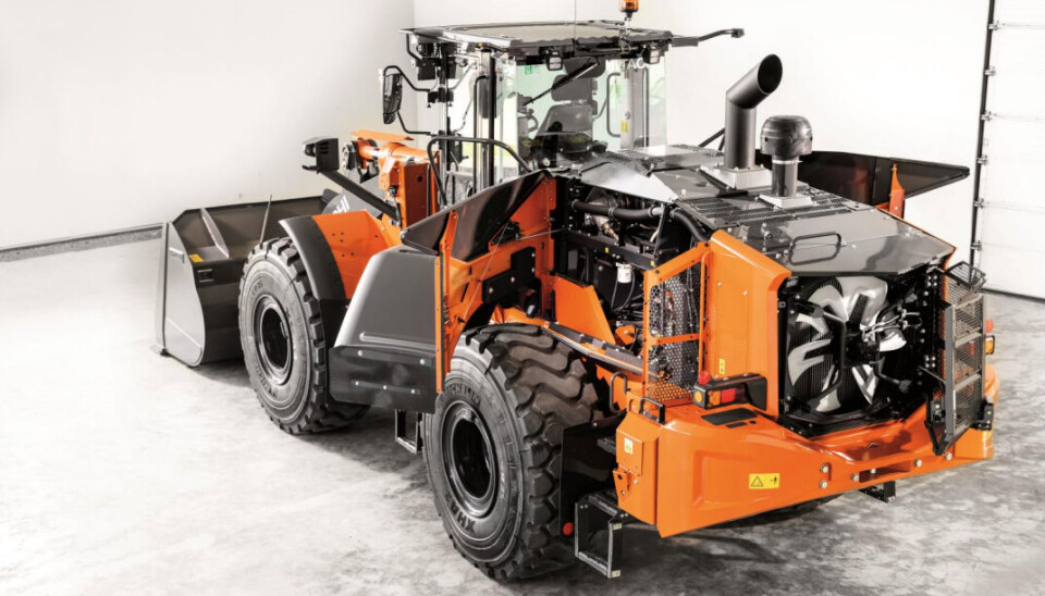 Nasta skal bygge om og levere landets første hjullaster som skal gå på biogass, og Feiring Bruk er pilotkunde.