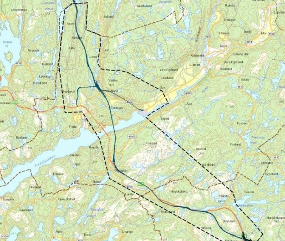 Anbefalt gjennomgående linje (blå): Linje 5 er Nye Veiers anbefaling for ny E39-korridor fra Røiskår i Lyngdal gjennom Kvinesdal til kommunegrensen mot Flekkefjord i Agder. I forslaget ligger blant annet gjenbruk av 5300 meter med eksisterende E39, kryss Frøytland, vei vest i Høylandsdalen og tilkomstvei til Øyesletta sentrumsnært Liknes i Kvinesdal.