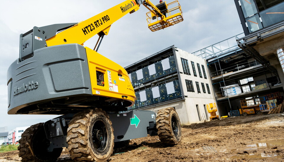 LIFTER: Haulotte leverer personløftere med arbeidshøyde opptil 43 meter.