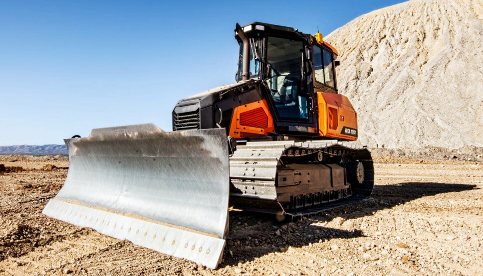 PROTOTYPEN: Doosan DD100 dozer er første steg i ny strategi for å bli en full line maskinprodusent.