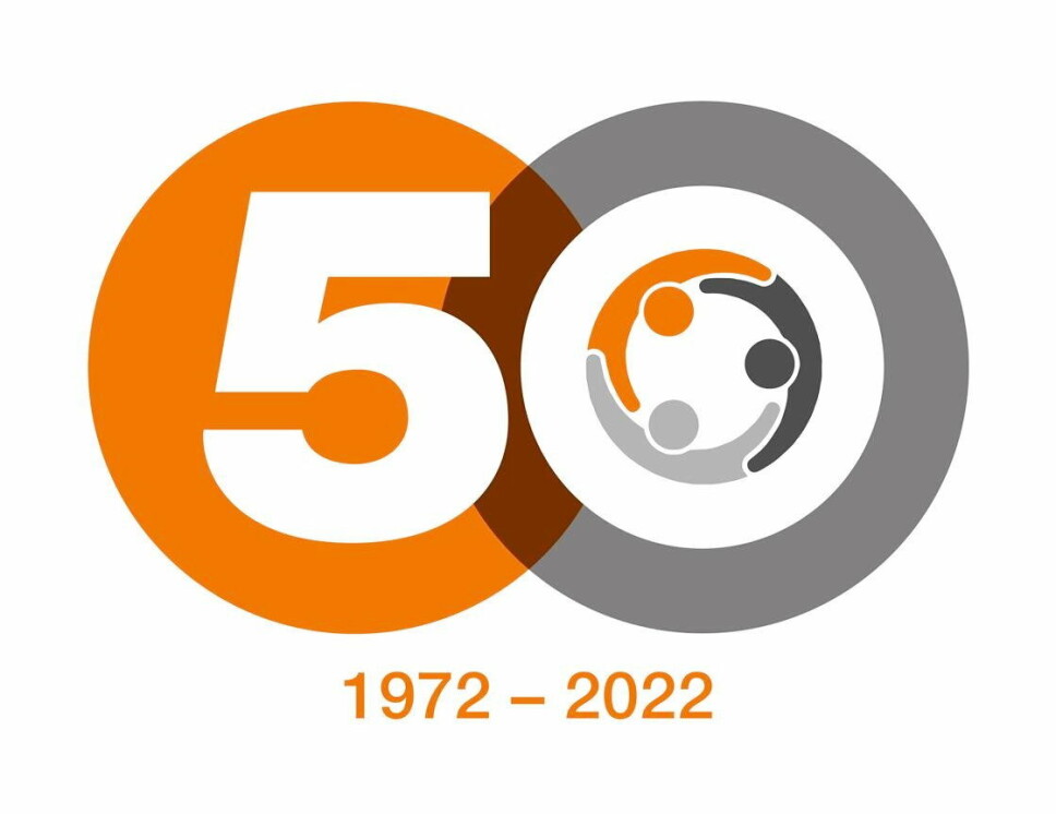 LOGO: Dette er Hitachis «50 år i Europa-logo».