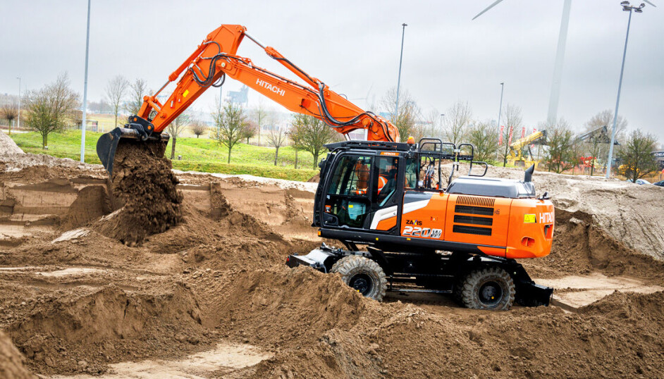 Nye Hitachi ZX220W-7.