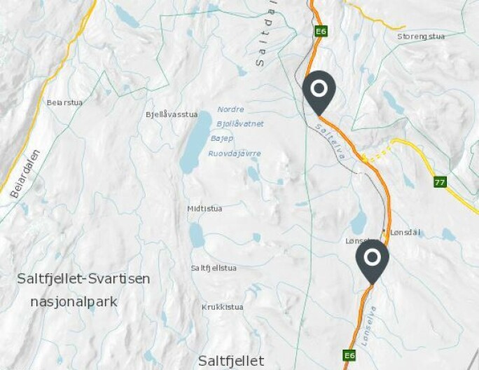 Tunnelstein: I 2017 «tjuvstartet» Statens vegvesen utbyggingen av E6 Sørelva-Borkamo med tunnelstein fra rv. 77 Tjernfjelltunnelen. Steinmassene er brukt til å bygge ny E6 nord og sør for avkjøringene til rv. 77. Tunnelstein: I 2017 «tjuvstartet» Statens vegvesen utbyggingen av E6 Sørelva-Borkamo med tunnelstein fra rv. 77 Tjernfjelltunnelen. Steinmassene er brukt til å bygge ny E6 nord og sør for avkjøringene til rv. 77.