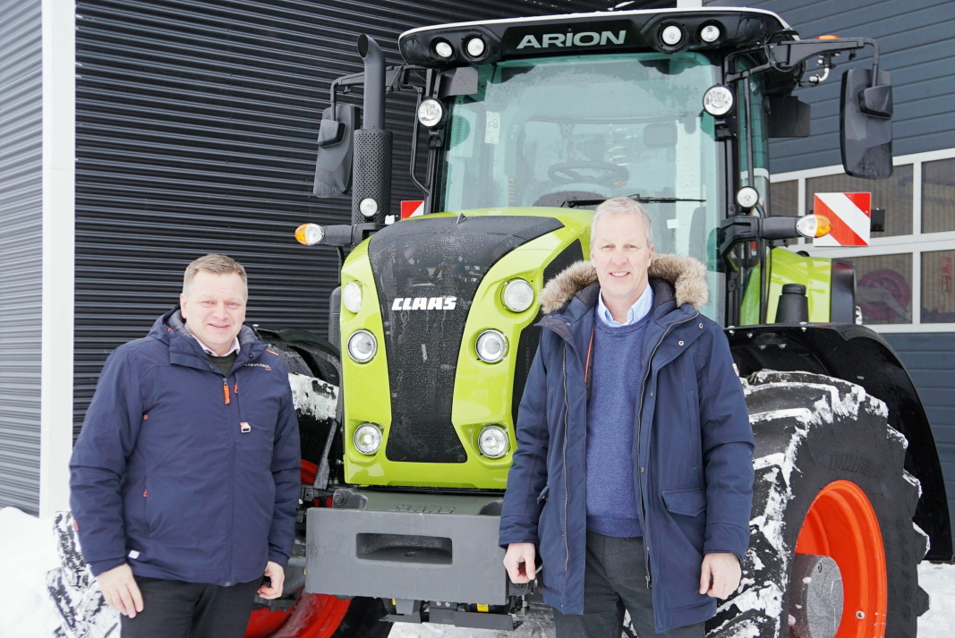 FRA ANLEGG: Kjell Kåre Espedal (t.v.) og Jarle Kleppan har mange år bak seg i anleggsbransjen. Nå går de inn i ledelsen i Norwegian Agro Machinery AS som blant annet har Claas på programmet.