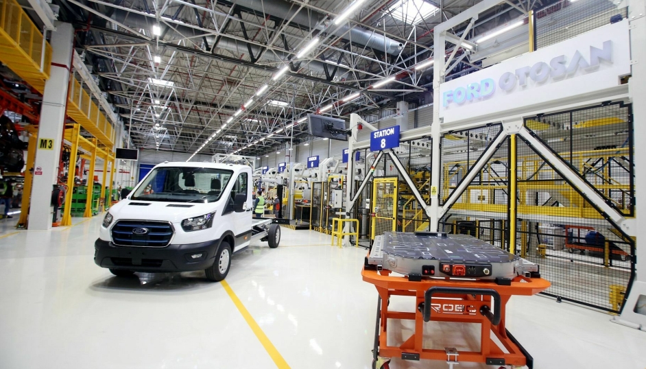 Ford E-Transit produseres ved Ford Otosans fabrikk i Kocaeli i Tyrkia.