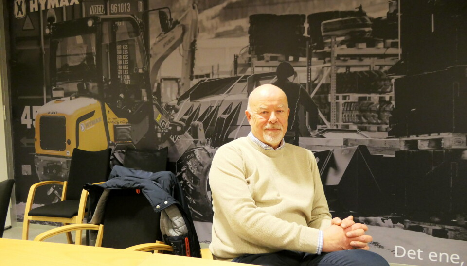 ENDRINGER: Daglig leder Glenn Mellegaard i Hymax forteller om endringer ved hovedanlegget i Brumunddal.