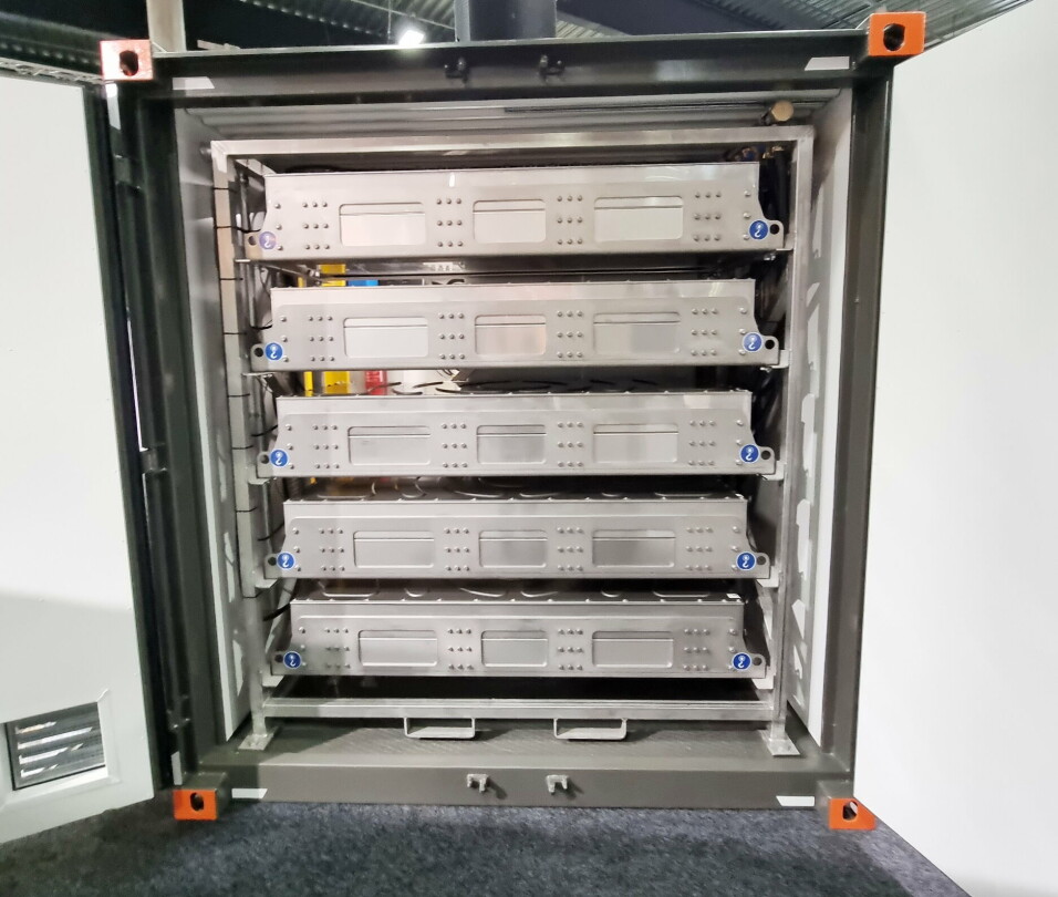 FIVE PACK: Fem batterier på til sammen 330 kWh.