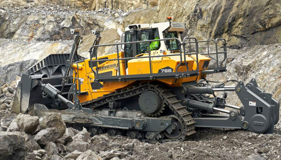Dozeren Liebherr PR766 har høy sprocket og hydrostatisk drift.