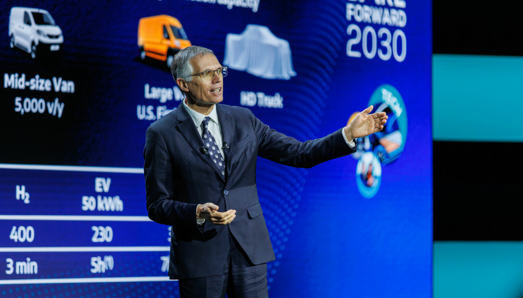 SKIFTE: I 2030 blir det kun elektriske kjøretøy fra Stellantis i Europa.